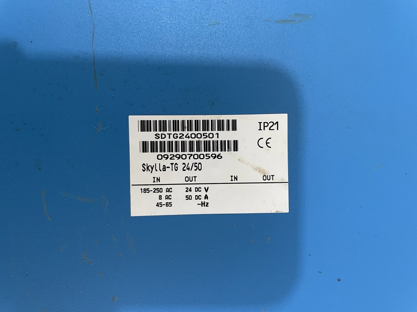 admin/uploads/uploads/victron energy auto battery chargerr_3.webp